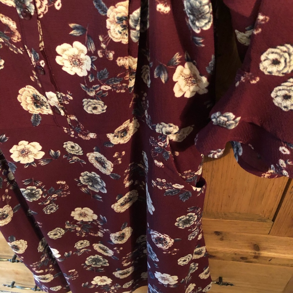🌹🌹NWOT - Floral Dress Size 1X🌹🌹 - Picture 4 of 5